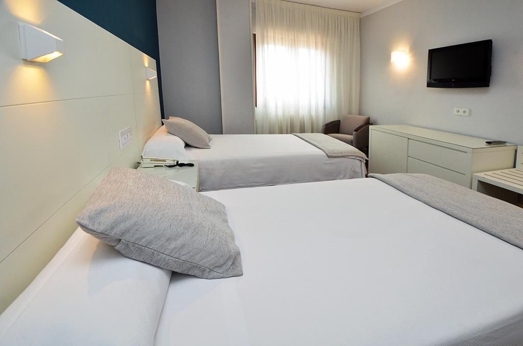 Hostal Vista Alegre Castro Urdiales Buitenkant foto