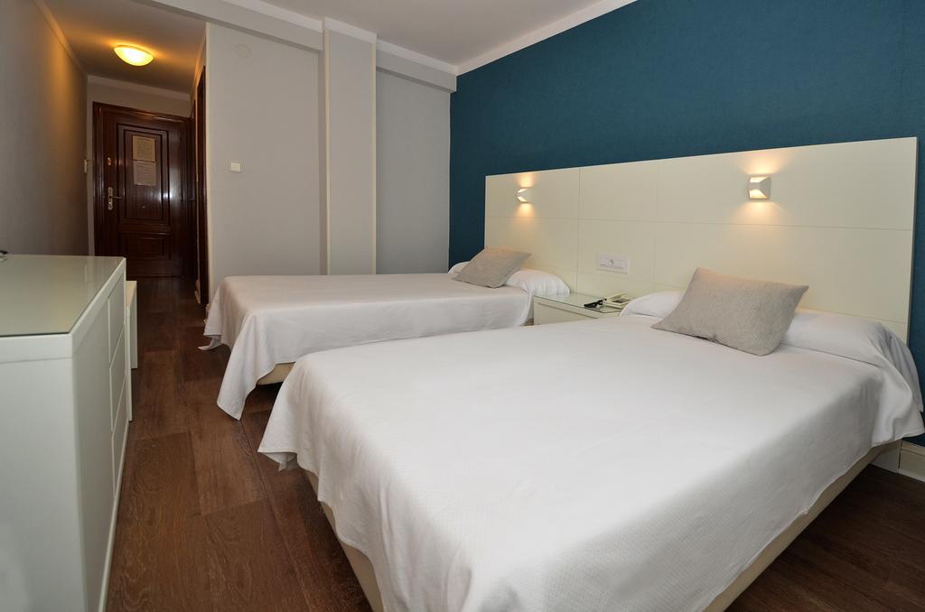 Hostal Vista Alegre Castro Urdiales Buitenkant foto