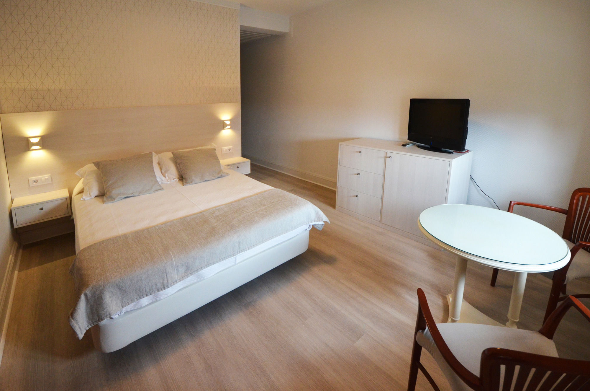 Hostal Vista Alegre Castro Urdiales Buitenkant foto